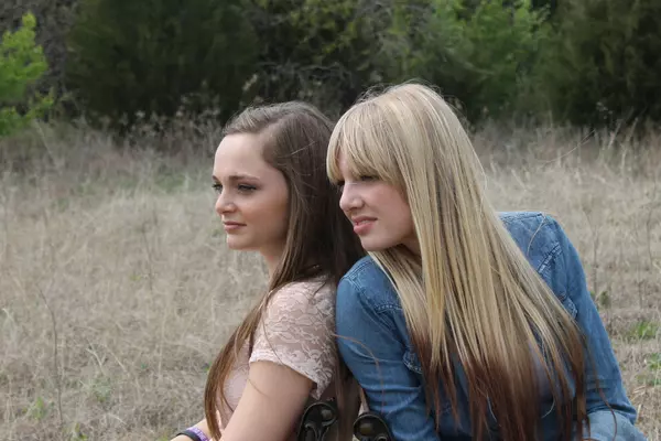 deux copines âmes soeurs